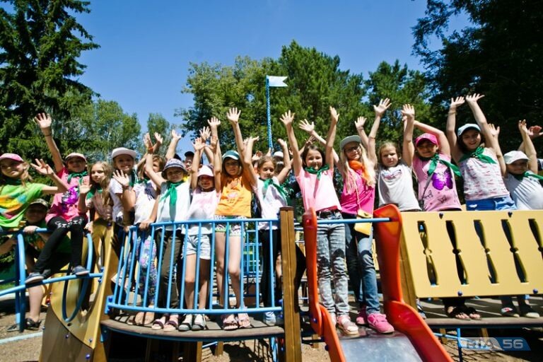    В Оренбуржье на организацию отдыха и оздоровления детей направлено более 843 млн рублей Андрей Севостьянов