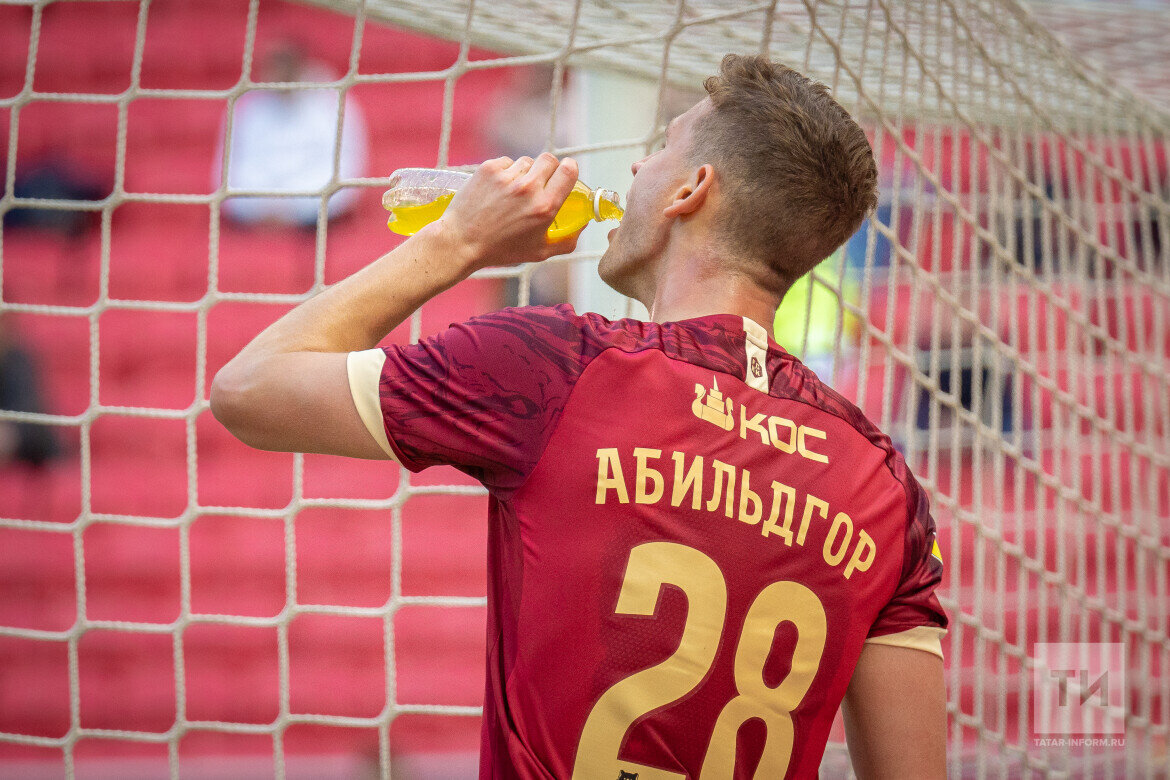 ​«Казань и «Рубин» Оливера устраивают. Он сказал, что посоветуется, обдумает предложение и, возможно, вернется к нам». Фото: © Владимир Васильев / «Татар-информ»