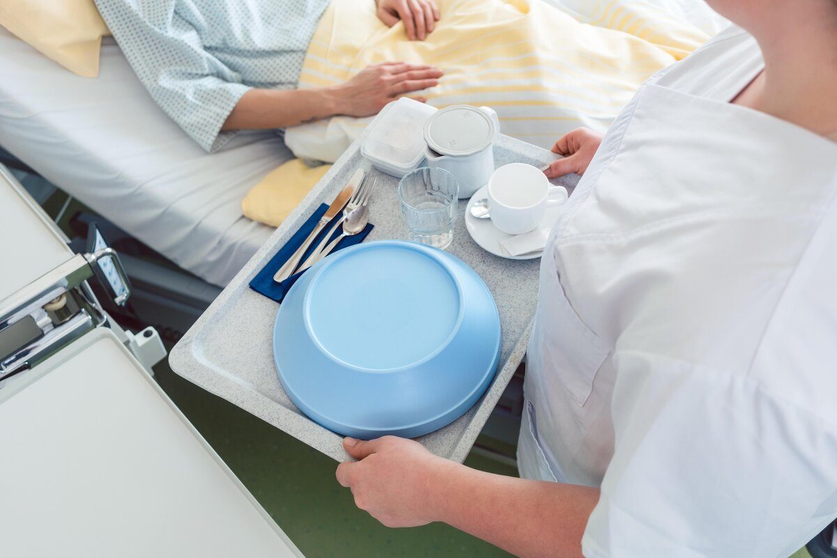 Посуда для кормления тяжелобольных пациентов