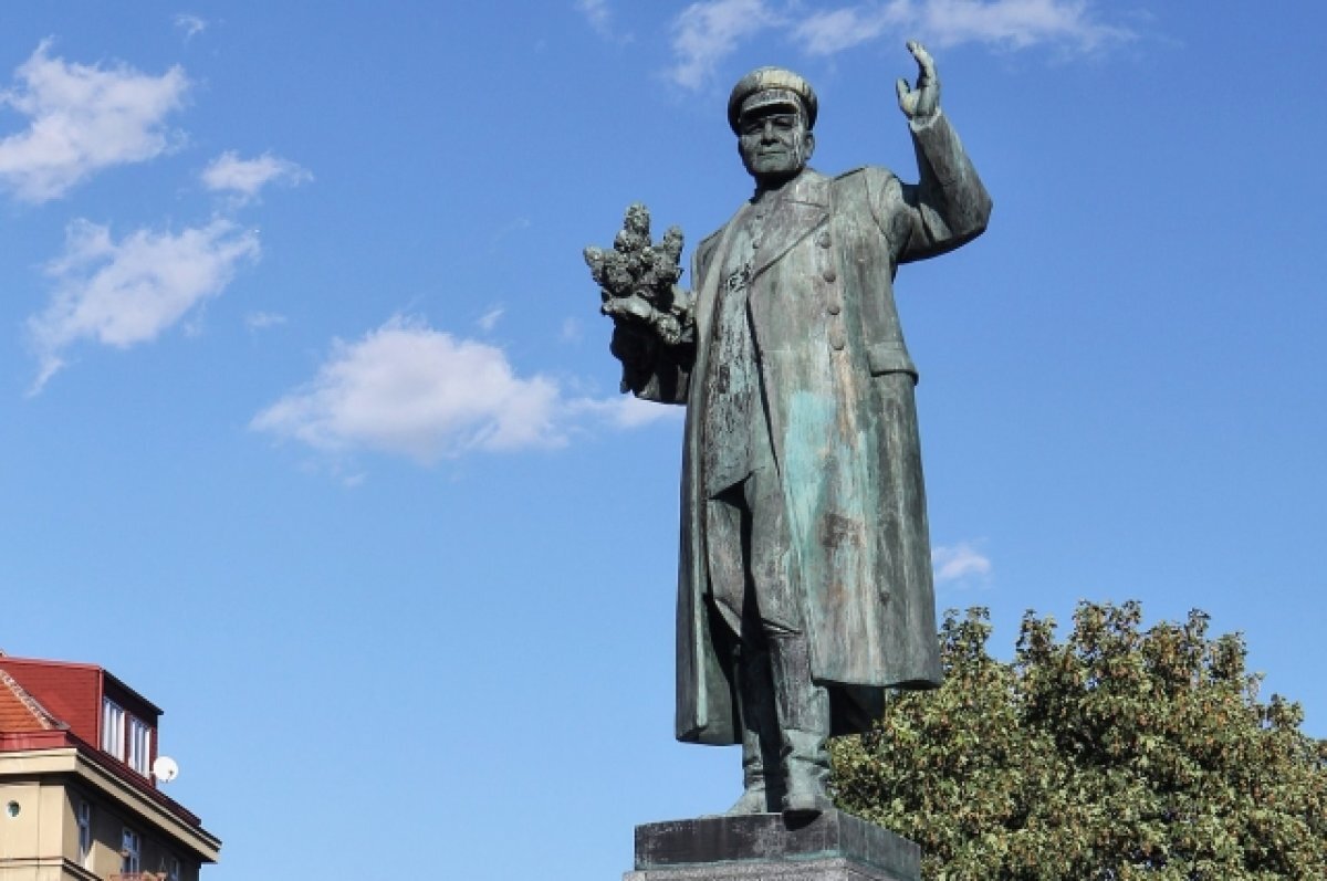   Памятник Ивану Коневу в Праге, Чехия.
