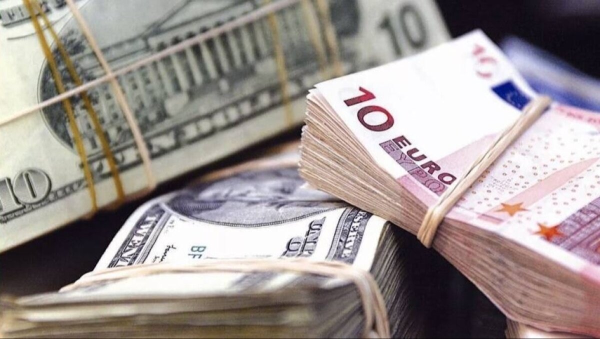    В Минэкономразвития заявили, что процесс дедолларизации идет очень активно