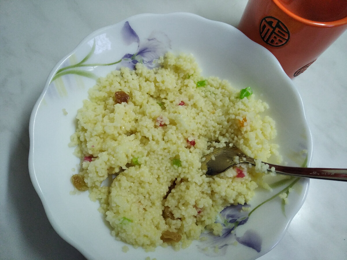 кус-кус с изюмом и цукатами