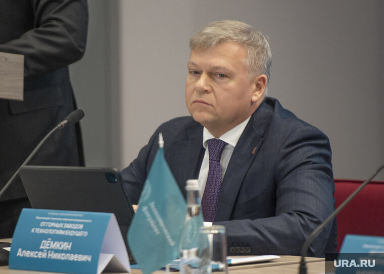    Мэр Перми Алексей Демкин должен уволиться по собственному желанию
