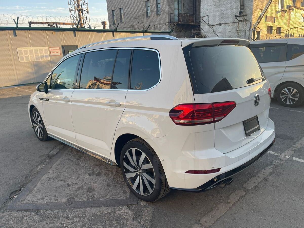 Покупка Volkswagen Touran с правым рулём из Японии: надежность и качество  от проверенных специалистов | JapanBus - авто из Японии, Кореи, Китая, ОАЭ  | Дзен