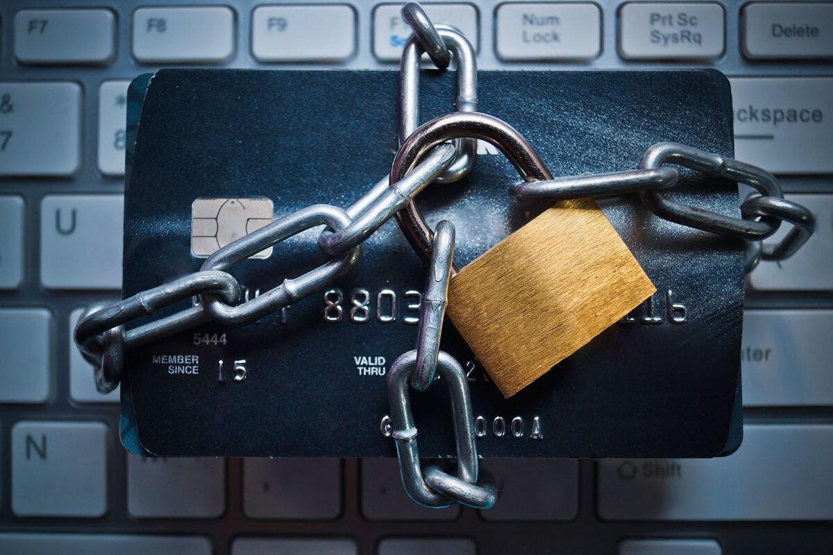 Настоящий Федеральный закон направлен на защиту прав и законных интересов граждан, общества и государства путем создания правового механизма противодействия легализации (отмыванию) доходов, полученных преступным путем, финансированию терроризма и финансированию распространения оружия массового уничтожения.