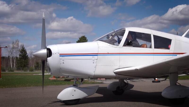    Из-за изменений в страховом законодательстве США производство самолетов такого же класса, что и Ил-103, Piper (на снимке PA-28-140), упало в 90-х с 17 тыс. машин в год до 900. Фото: YouTube.com