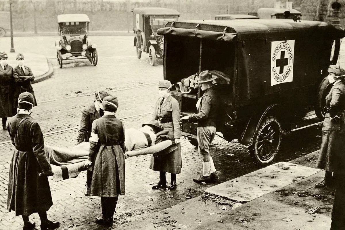 Испанский грипп 1918. Испанка грипп эпидемия 1918 года испания. Пандемия испанка испанка. Испанка грипп эпидемия 1918 года испания. Эпидемия начала 20 века.