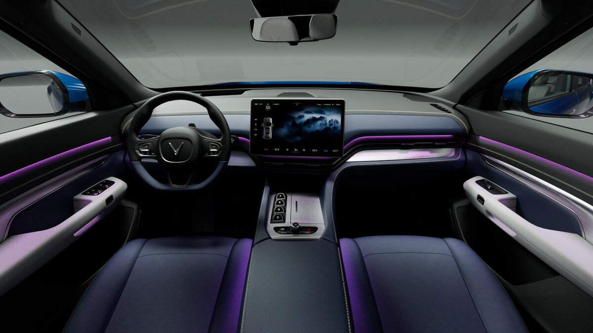 VinFast VF e35 (VF8) (Фото: motorauthority.com) 