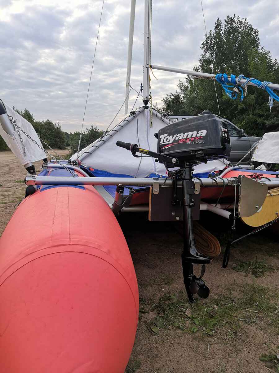 Toyama в 2.5 л.с на штатном месте.  