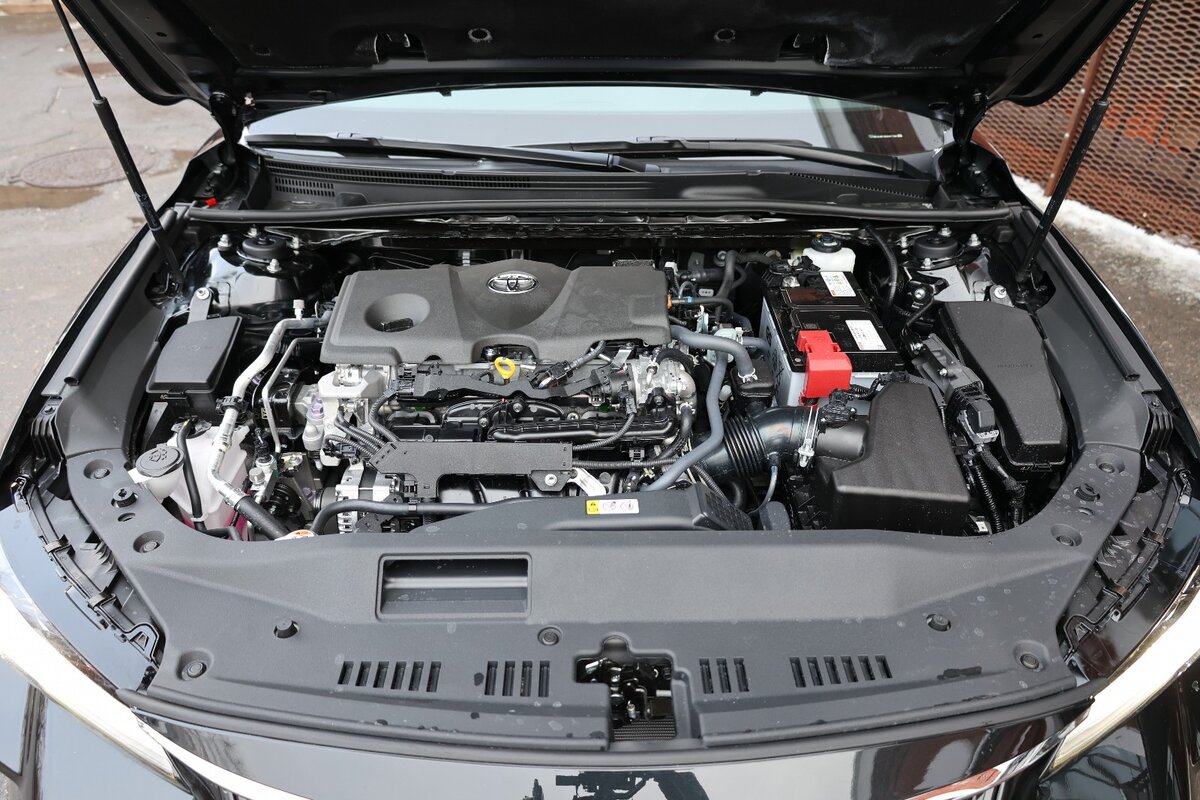 Под капотом знакомый тойотовский движок