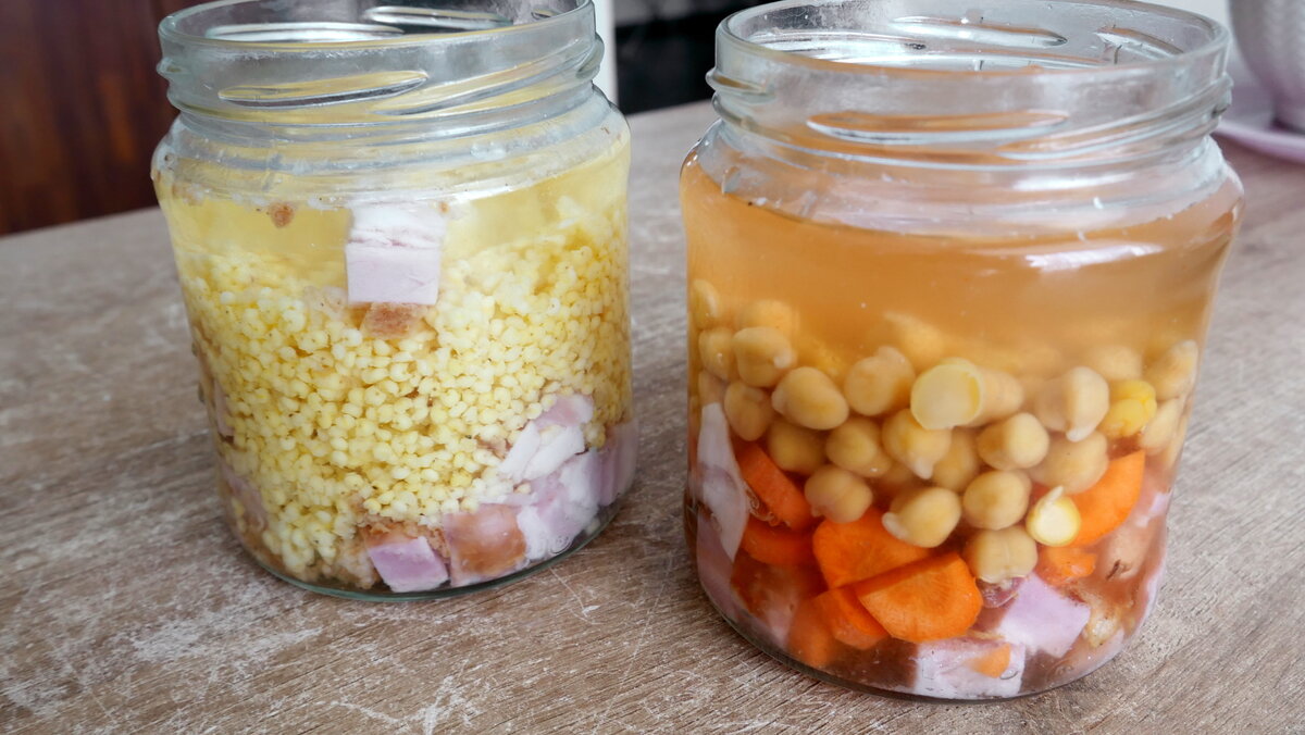 Про нут в банке справа расскажу потом :)