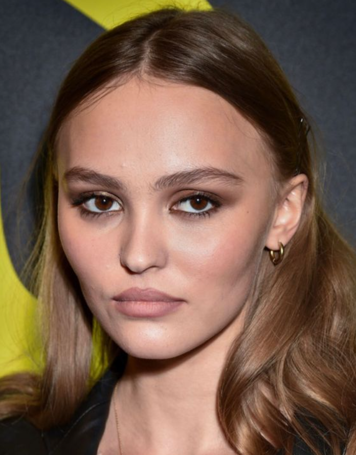 Лили-Роуз Депп