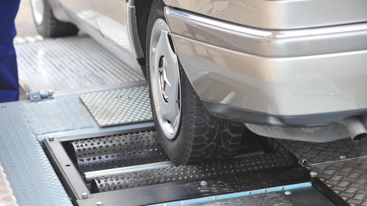    Технический осмотр машины:NUR.KZ/Владимир Третьяков