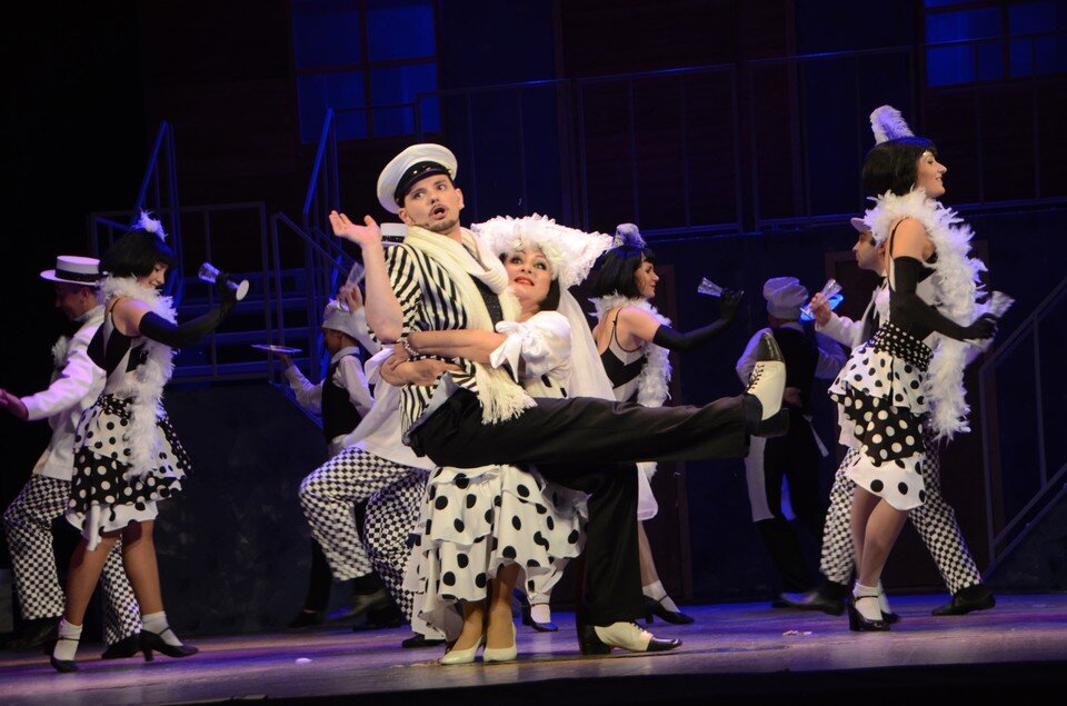     "12 стульев" в музтеатре. Геннадий БИСЕНОВ