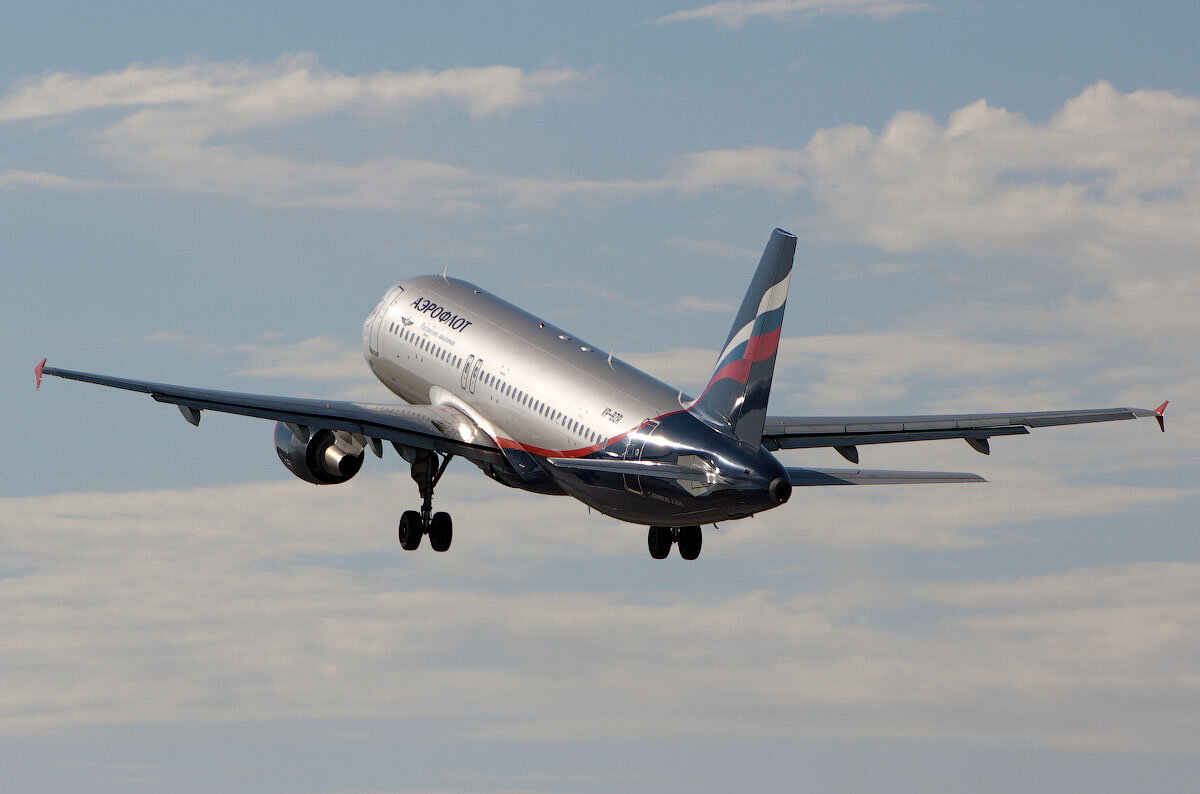 Аэробус а320. Самолёт Airbus a320. Самолёт Airbus a320 Аэрофлот. Аэробус а320 Аэрофлот. Самолет Эрбас а 320.