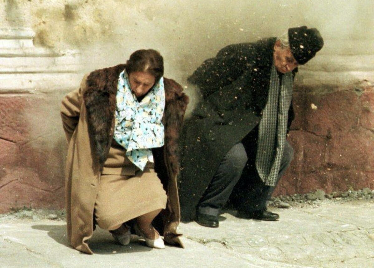 Чаушеску. Николае Чаушеску казнь. Николае и Елена Чаушеску. Румынский диктатор Чаушеску
