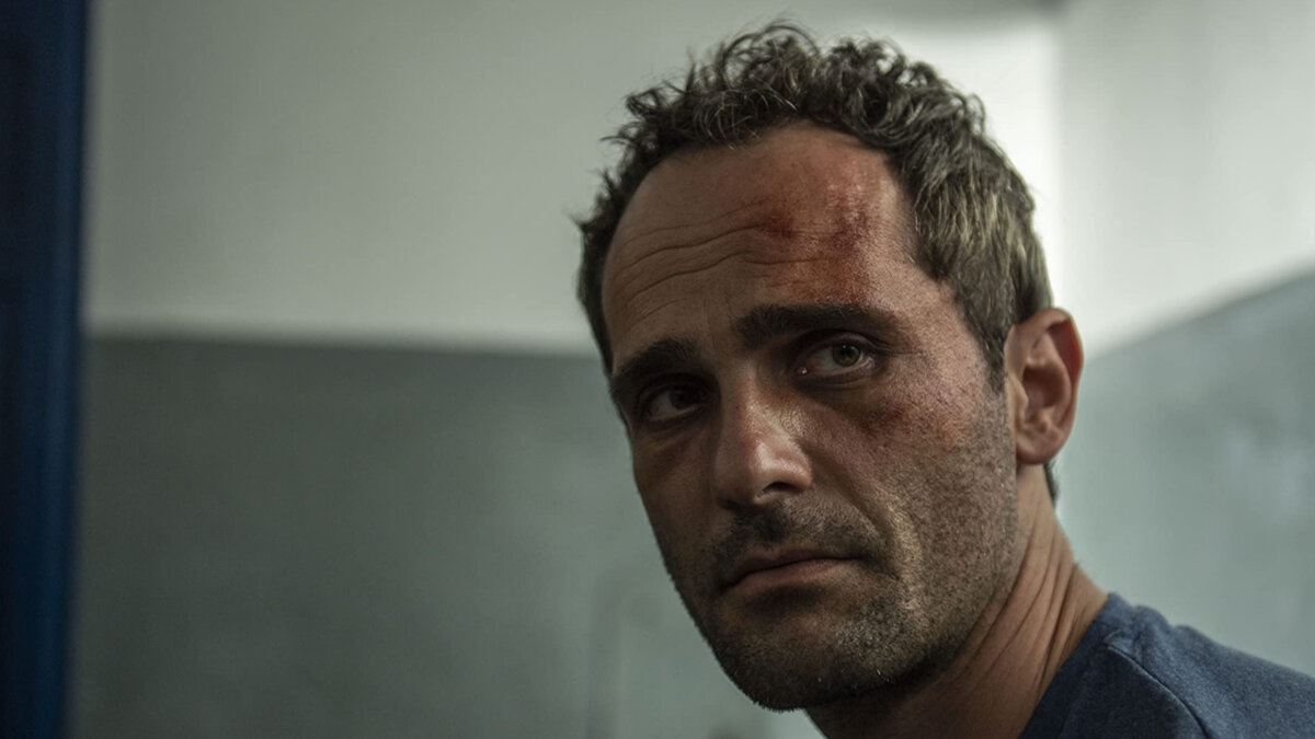 Кадр из сериала «Беса»