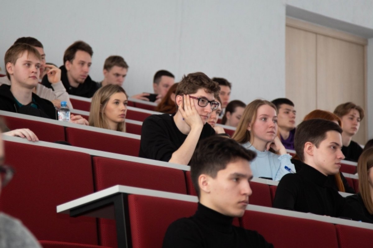    Уникальный шанс. Самарские студенты смогут создать новый финансовый сервис