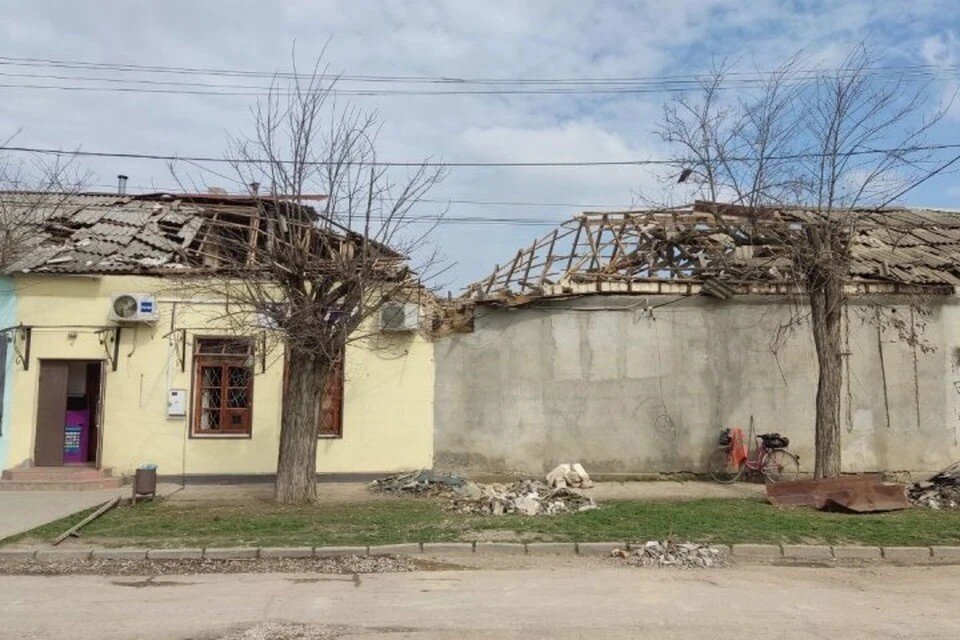     Кровлю магазина после атаки будут полностью восстанавливать Евгений СТОЯНОВ