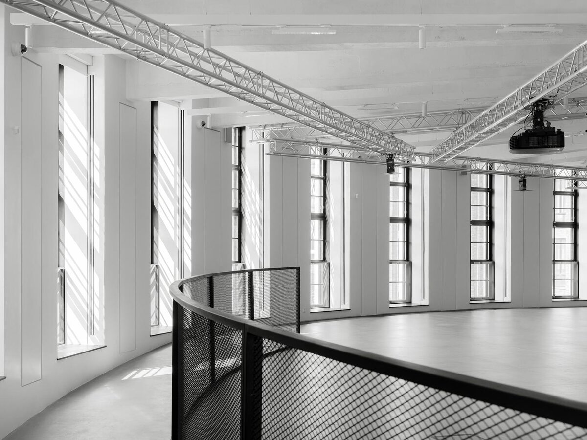    Центр «Зотов»