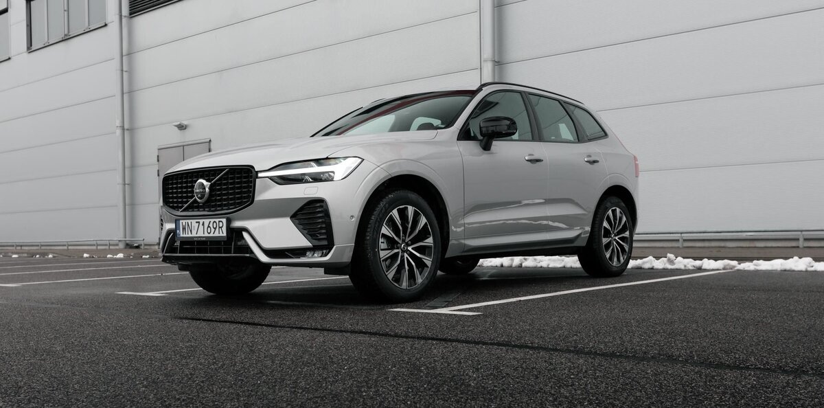      Volvo XC60 B4