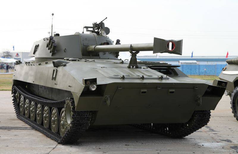 (САО 2С34 "Хоста". Фото Wikimedia Commons)