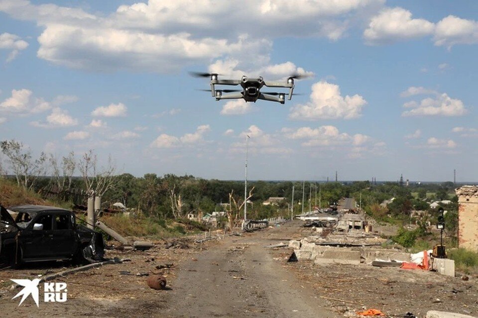    Современные военные конфликты все чаще называют "войной дронов". Александр КОЦ