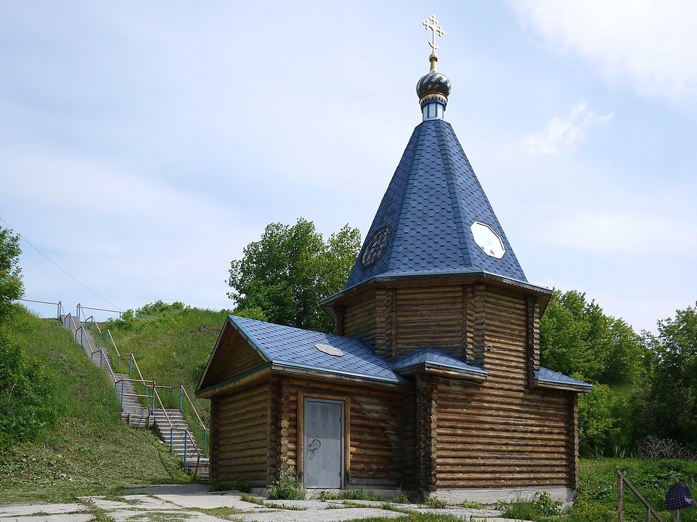 Часовня-купель на Святом источнике Далматовского мужского монастыря