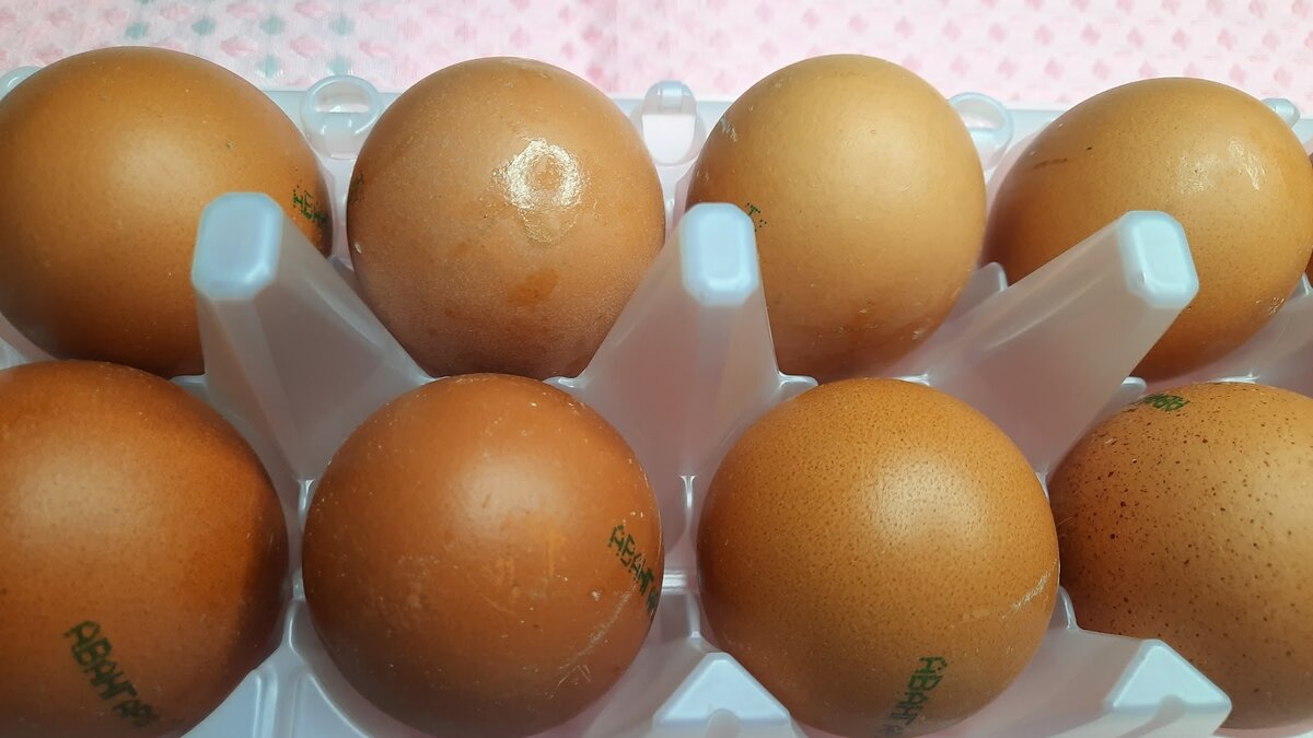 Мало кто знает, какие яйца никогда нельзя покупать в супермаркетах: даже если они свежие и дорогие. Делюсь секретом