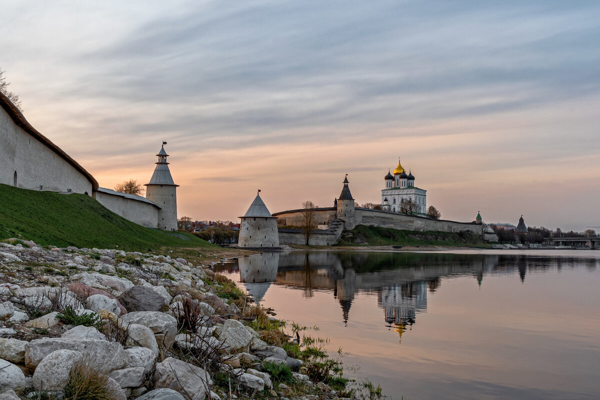 Псков расположен на реке