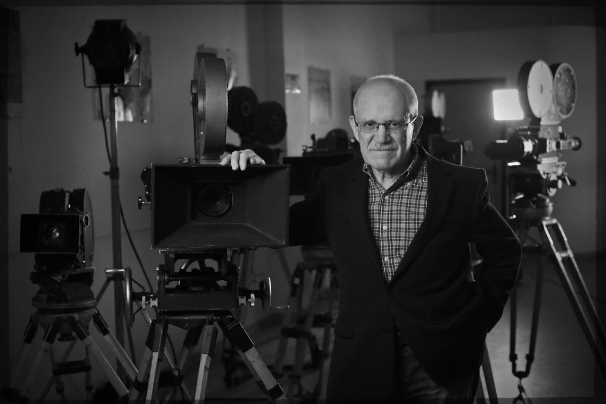 Александр Митта