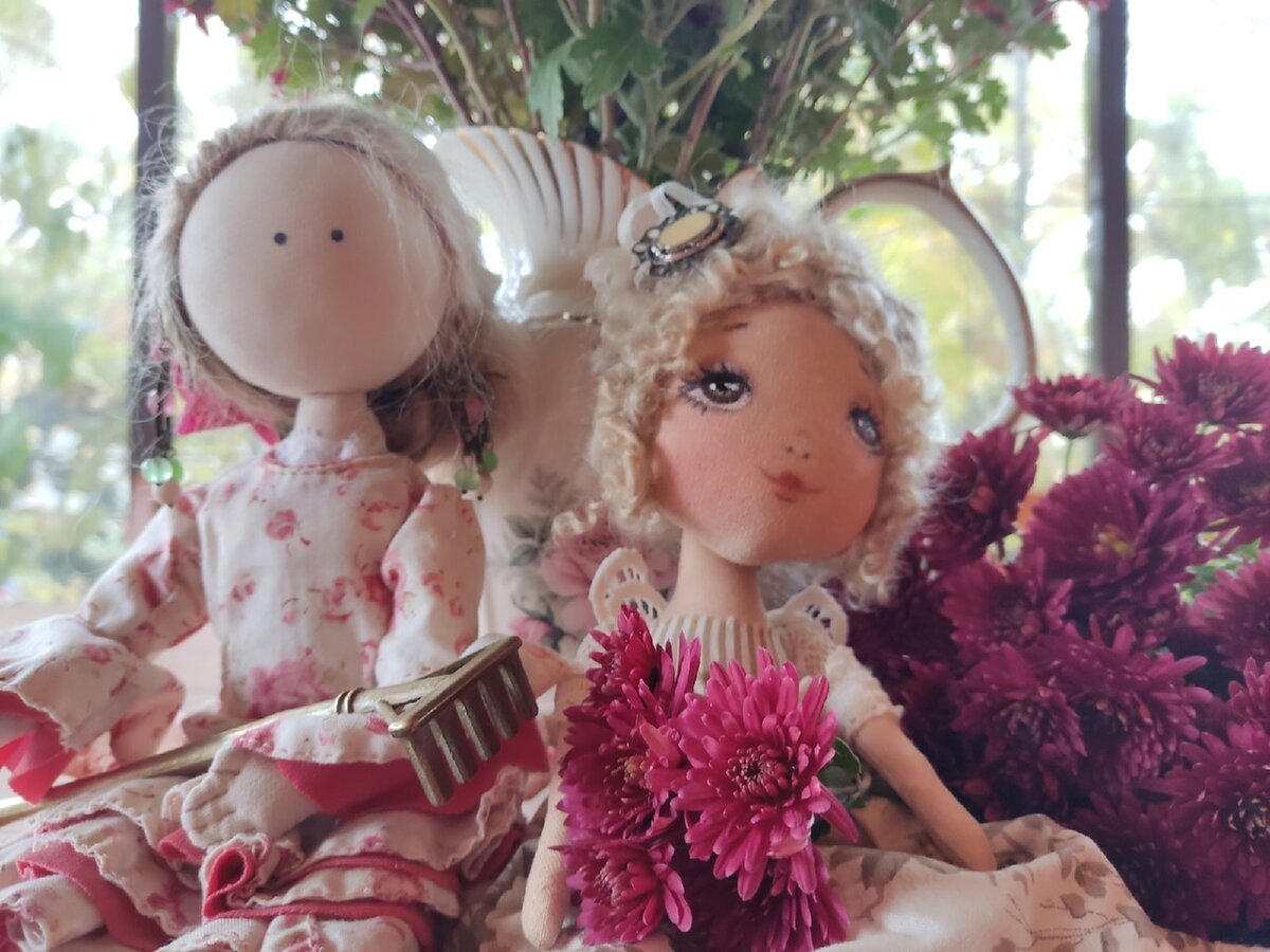 Канал называется "Грабельки мои!" не напрасно, а потому что такова моя концепция обучения садоводству: именно на собственных ошибках, потому что чужой опыт  - как-то не доходит