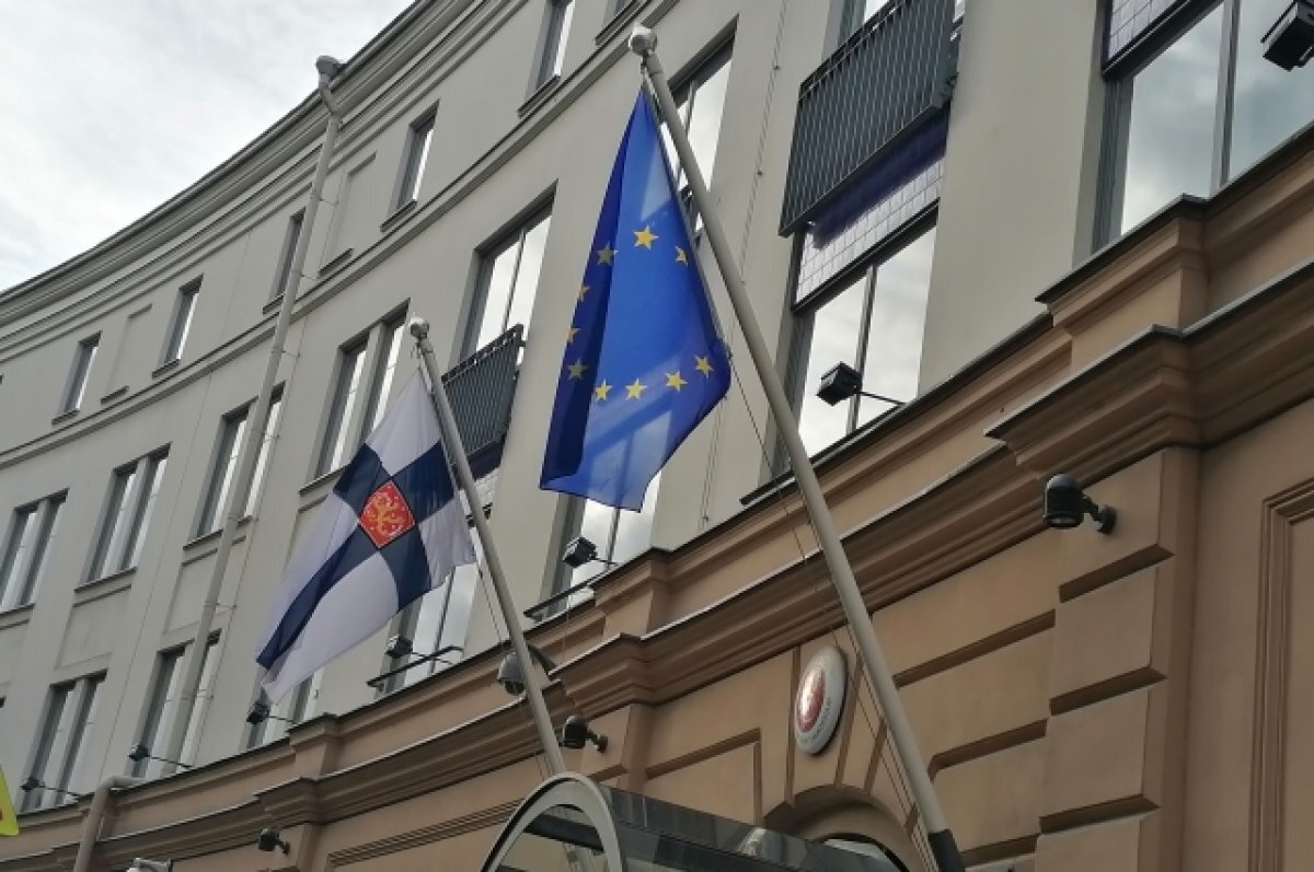    Генконсульство Финляндии в Петербурге закрыло петрозаводское отделение