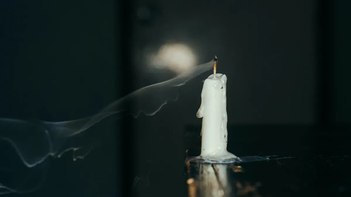 Свеча жизни погасла досрочно. Фото: unsplash.com