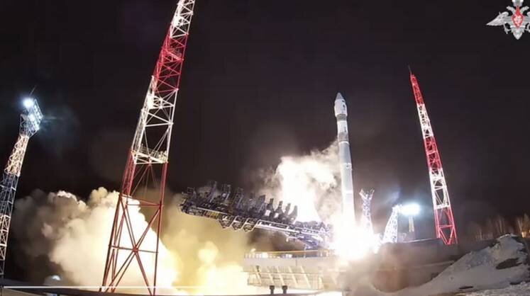    Роскосмос