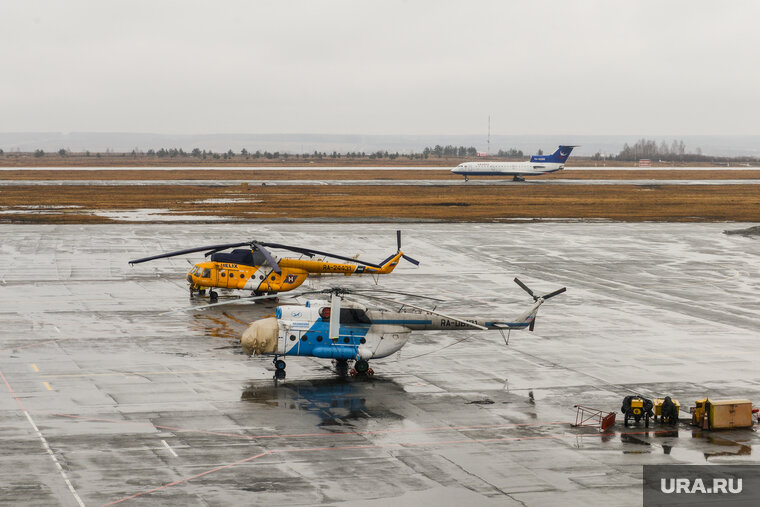    Нужно стянуть средства ПВО к аэродромам, сказал Владимир Прохватилов