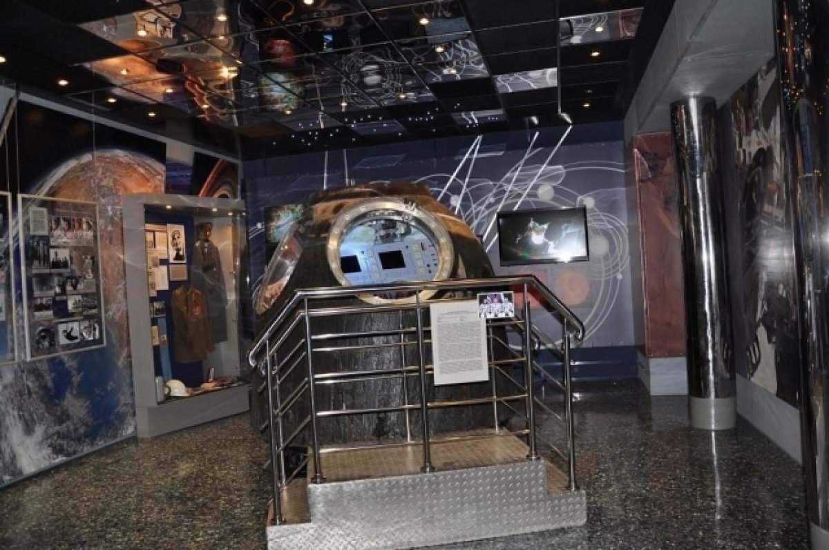    В Прокопьевске можно увидеть спускаемый аппарат космического корабля «Союз ТМА-18».