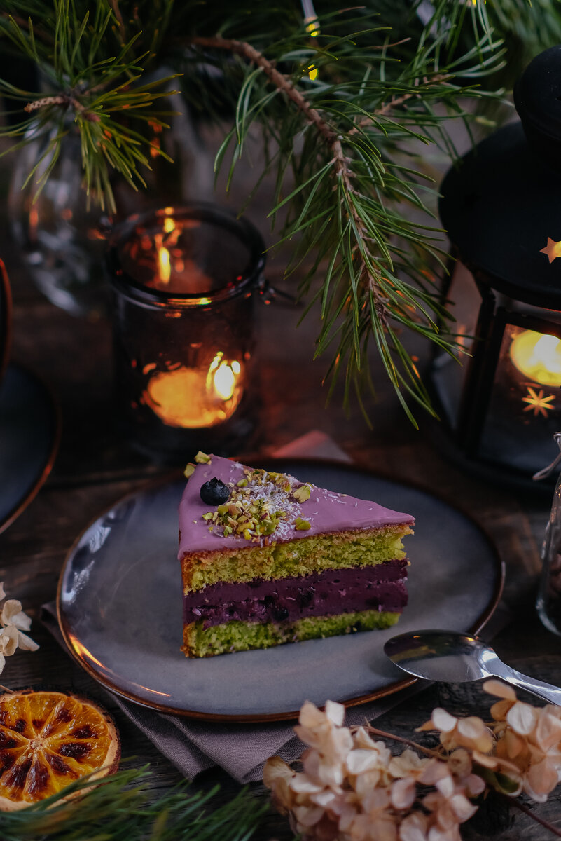 На фото серия "Лихолесье" Мастерской дизайнерской посуды "VELES". Блюдце Овальное 19,5 см