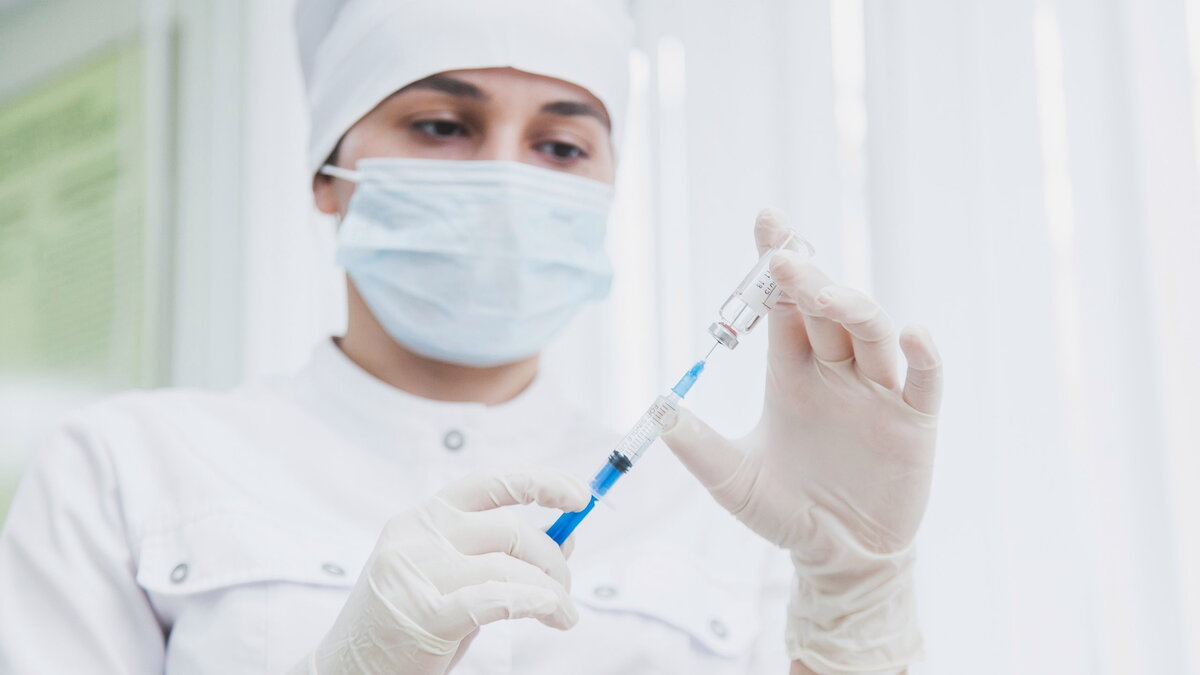    Журналист телеканала «Югра» выяснила, как узнать обо всех сделанных прививках