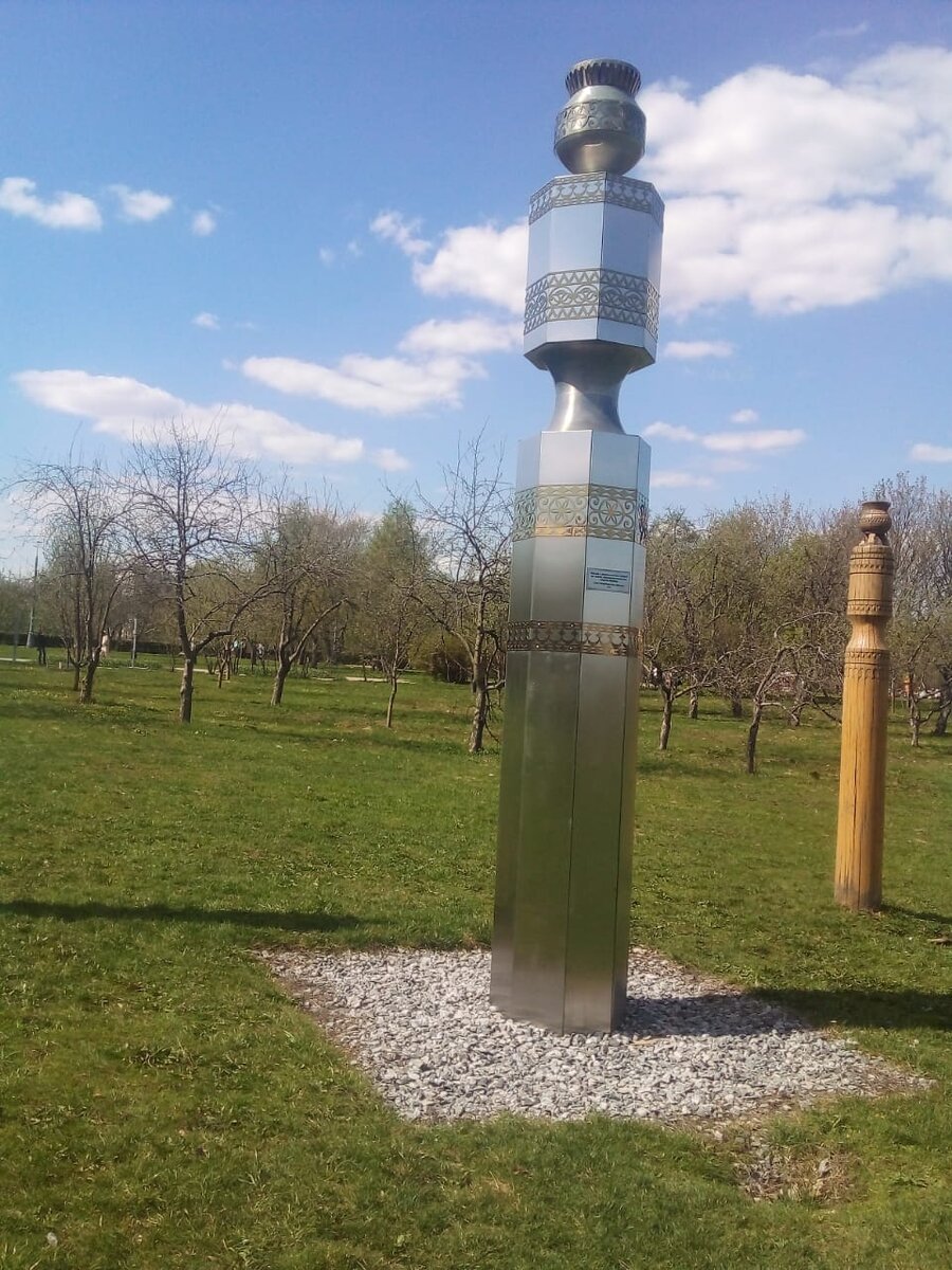 Это к нам якуты приезжали, память оставили