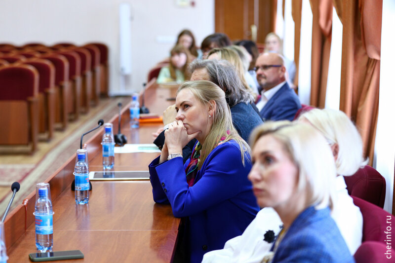    Учебу проведут преподаватели Высшей школы менеджмента Санкт-Петербургского госуниверситета. Курс состоит из нескольких модулей