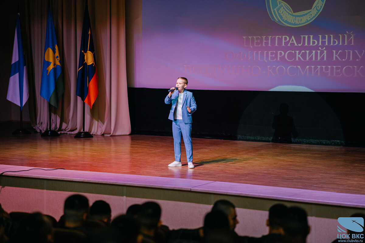 Творческая группа ЦОК ВКС представила праздничную концертную программу для участников Парада Победы на Красной площади
