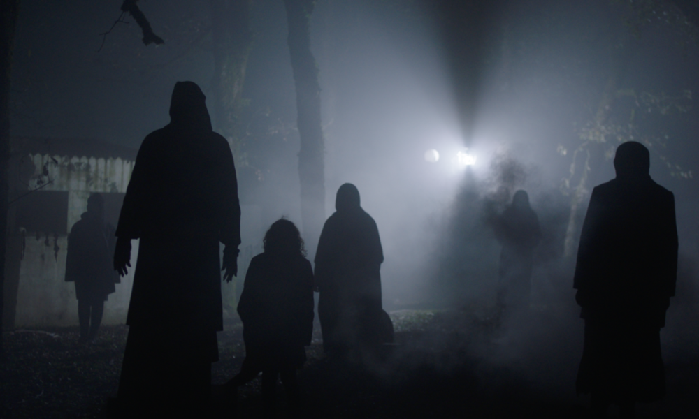 Кадр из фильма Dachra. Режиссер: Абдельхамид Бошнак. Оператор: Хатем Неши. Производство: SVP Productions