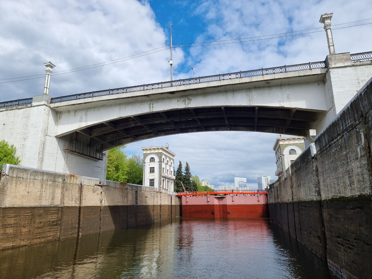 поселок шлюзы в москве