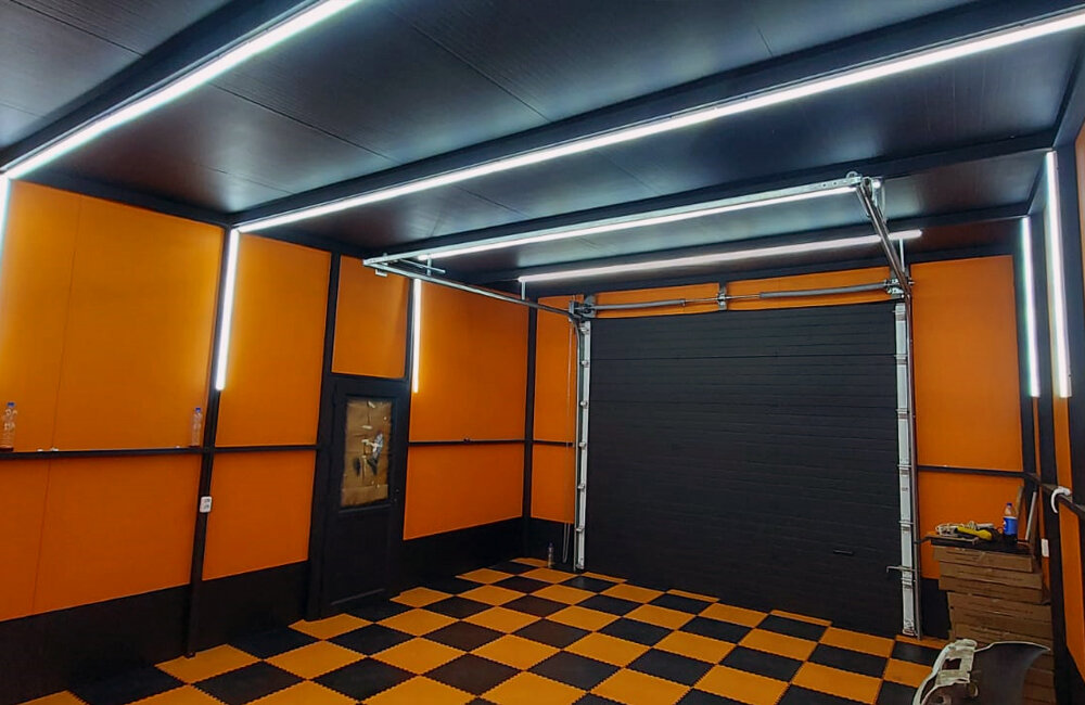 Модульный пол в корпоративных цветах