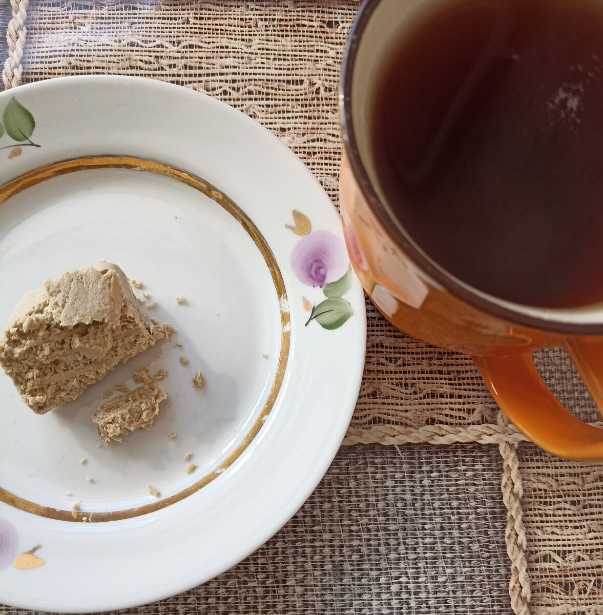 Чай с халвой. 