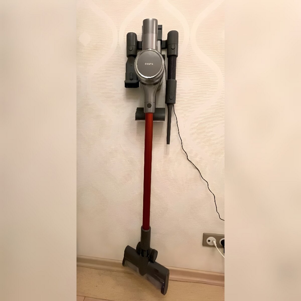 Пылесос Dyson DC41 Allergy Musclehead