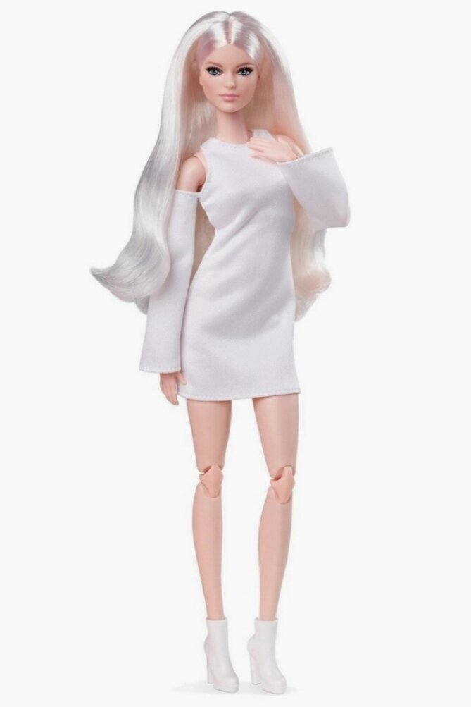 Мой идеал кукольного тела. Барби Looks безграничные движения