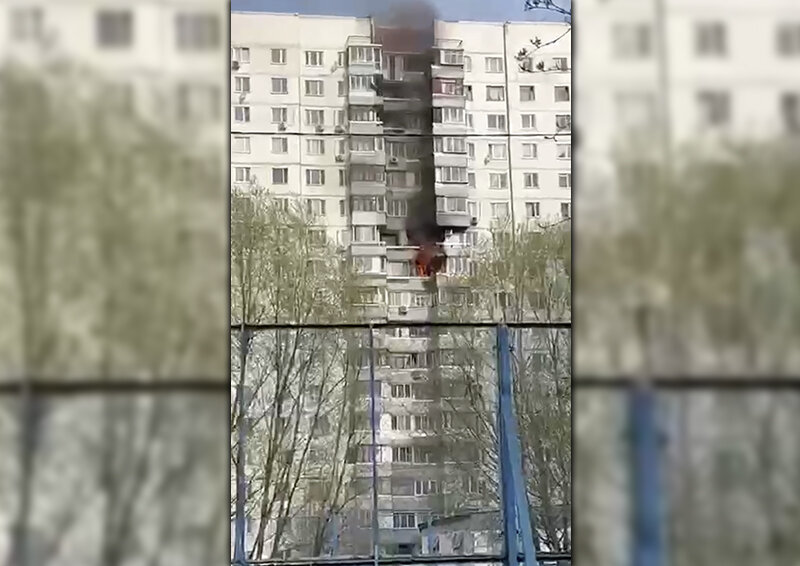    Из горящей многоэтажки в Химках эвакуировали 14 человек