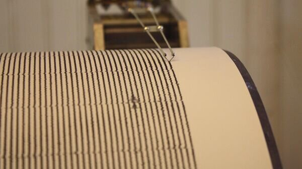    CC BY 2.0 / Ray Bouknight / Seismograph